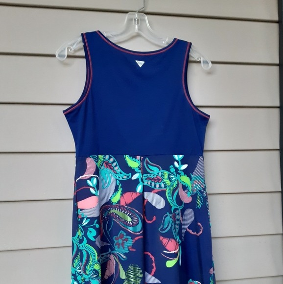 COLUMBIA PFG NAVY FLORAL DRESS - Picture 4 of 7